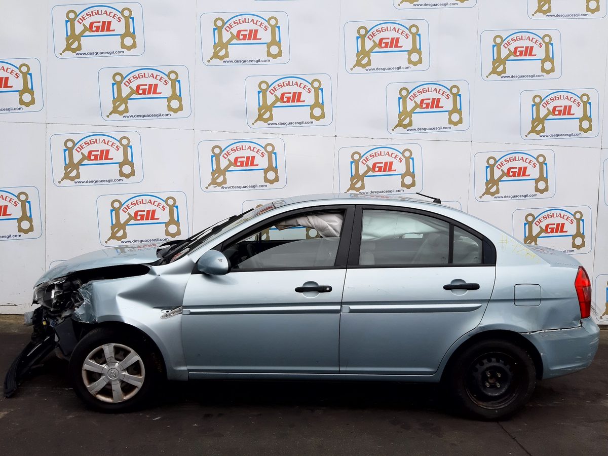 Caja Reles / Fusibles Hyundai Accent (MC) 2006-2010 GL 1.4L 71kW 920817