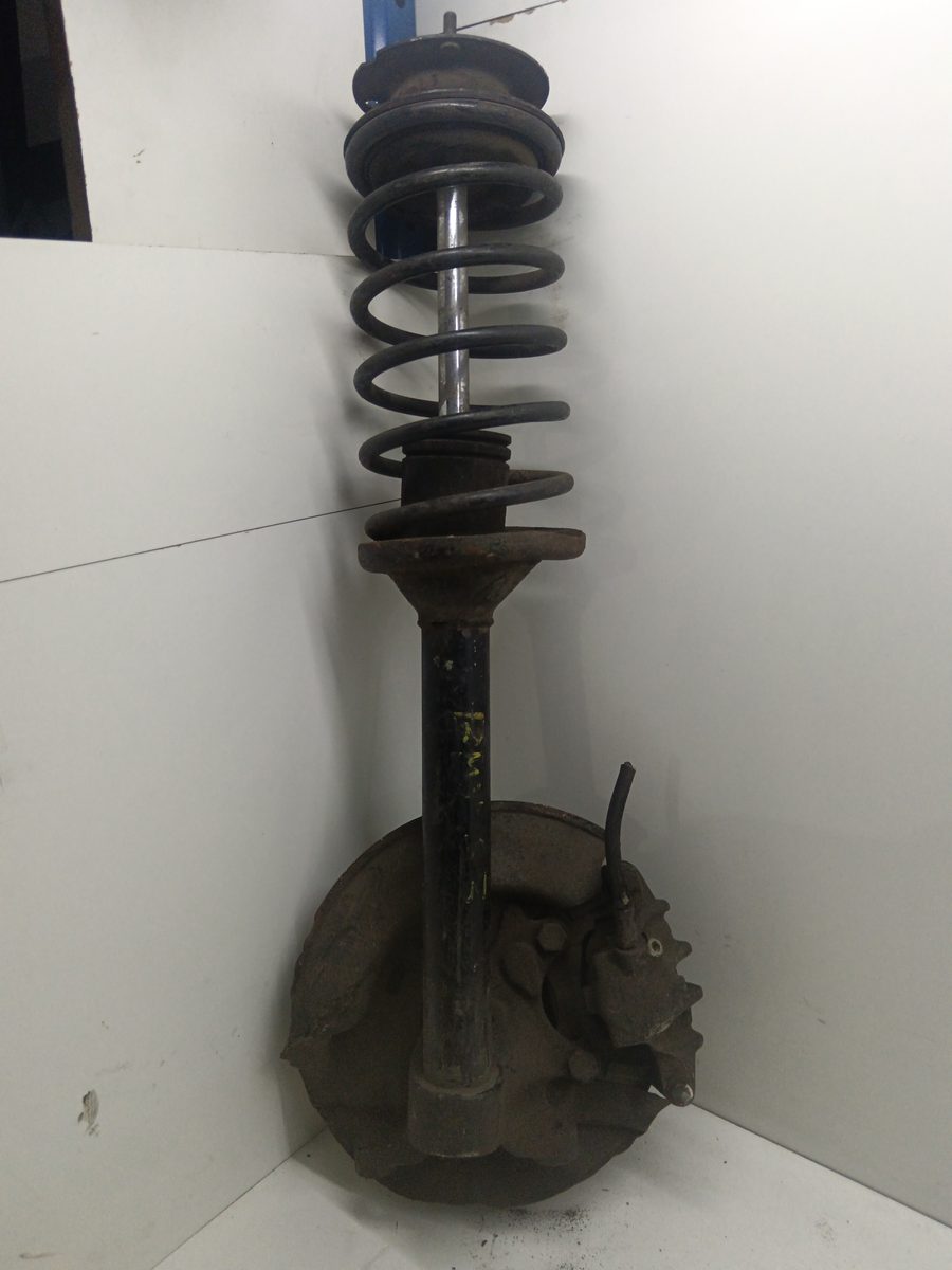 Amortiguador Delantero Derecho BMW Serie 3 Berlina (E30) desde 1982 318is 1.8L 100kW