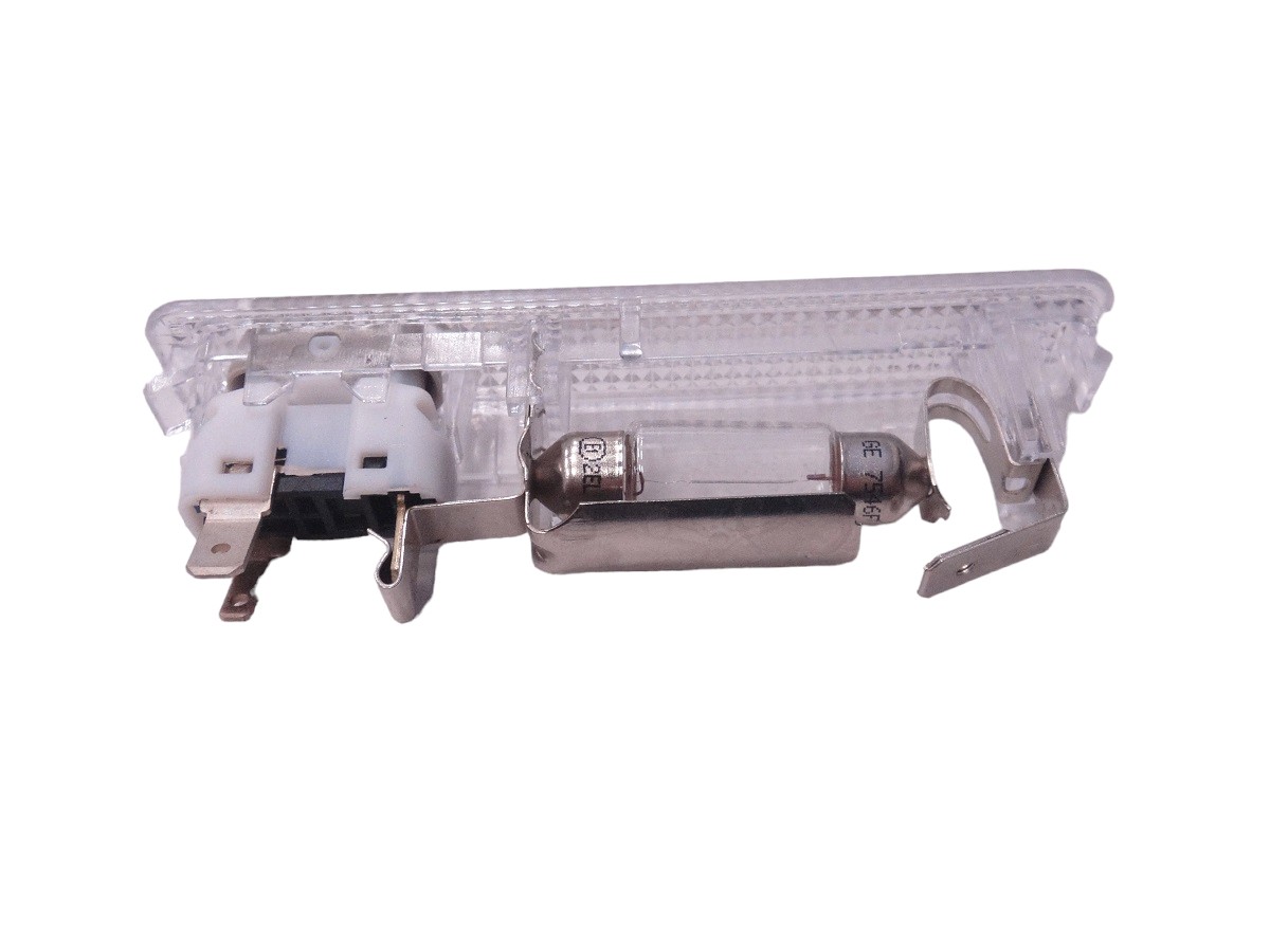 FARO LUZ INTERIOR TRASERA CHEVROLET CORSA SEDAN 97/2010