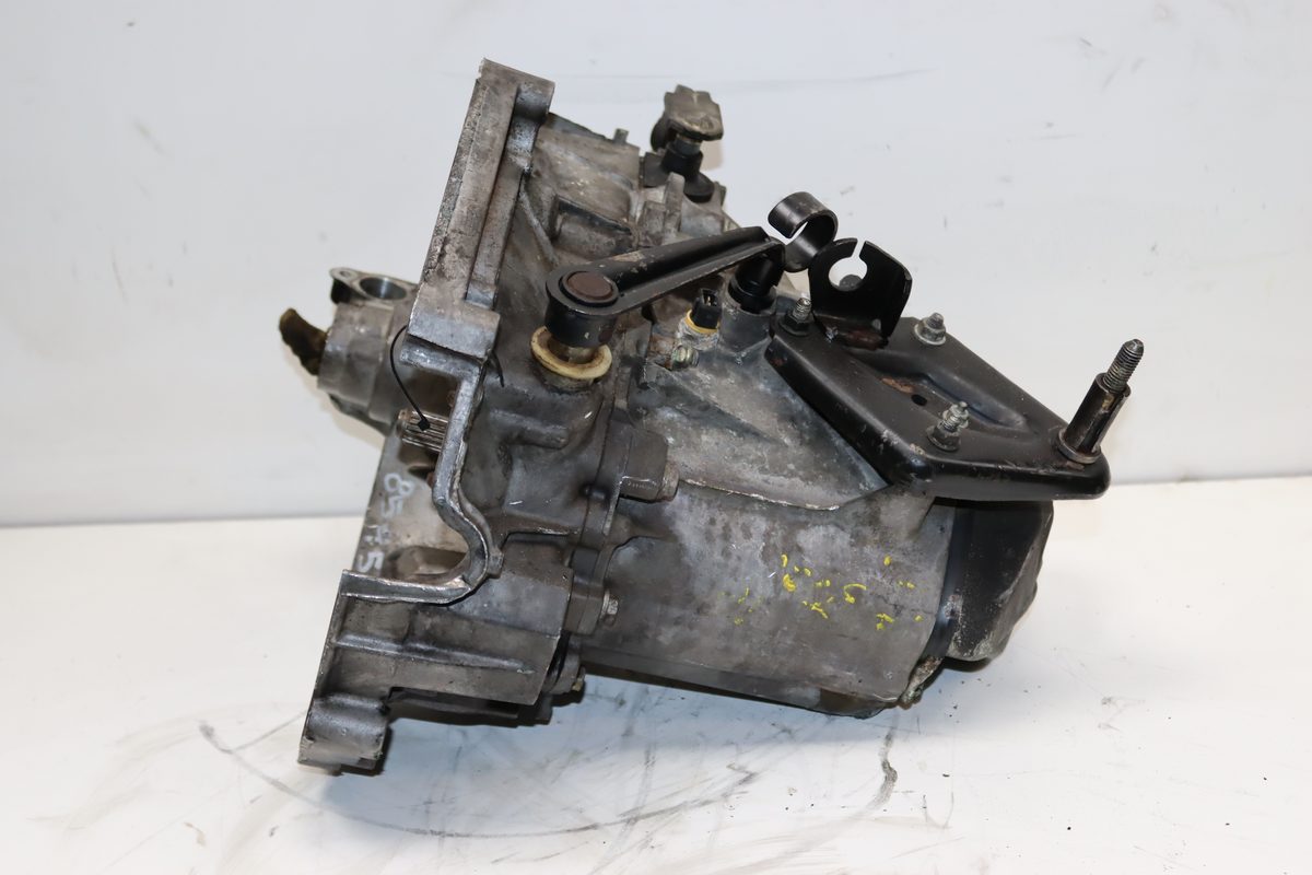 Caja Cambios Citroën Saxo 1996-2000 1.5 D Image 1.5L 42kW 20CC61
