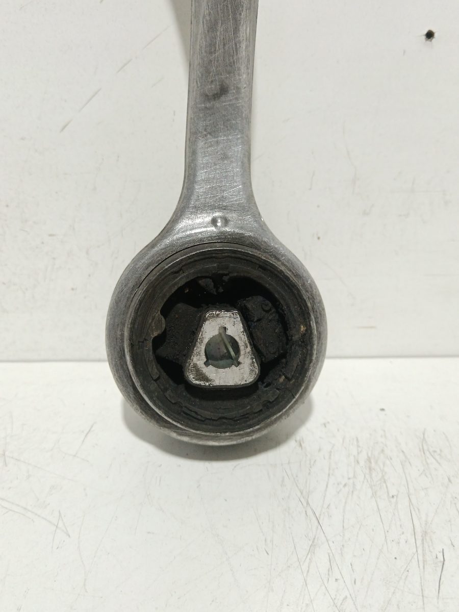 Parrilla de Suspension Inferior Delantera Derecha BMW Serie 5 Berlina (E60) 760184