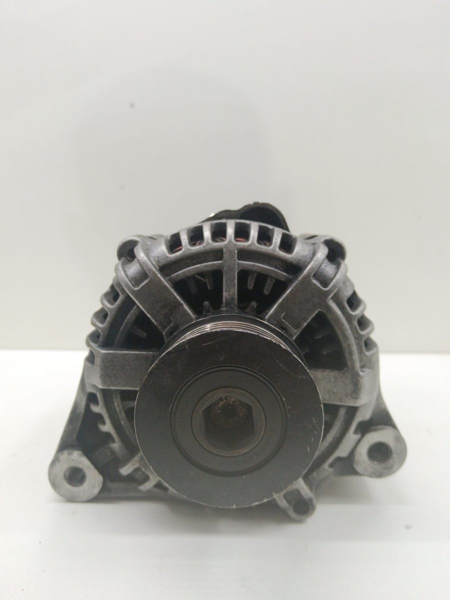 Alternador Kia Sportage 2004-2008 2.0 CRDi 2.0L 103kW 3730027031
