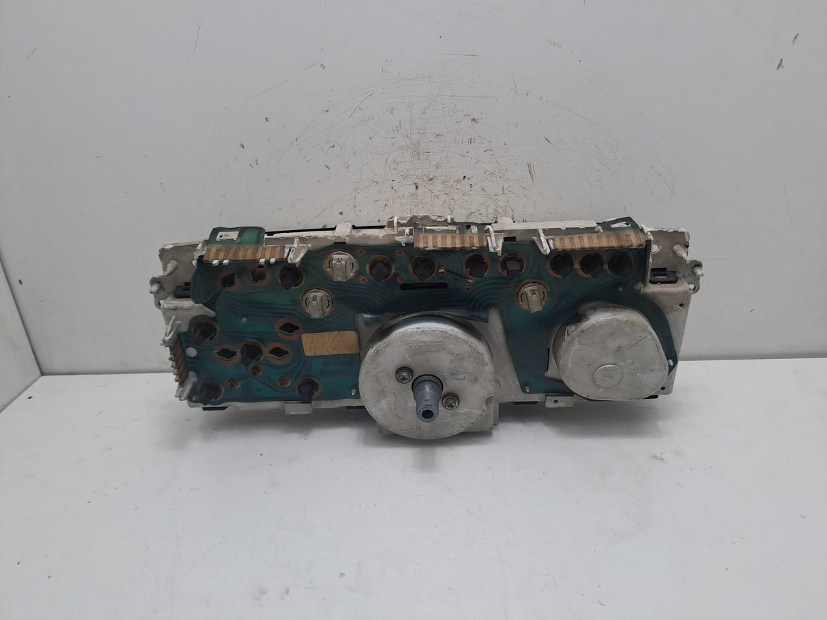 Tablero de Instrumentos Peugeot 205 Berlina 1983-1998 1.8 D Generation 32966703AC