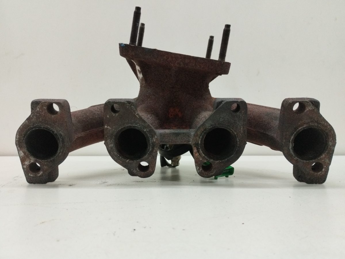 Multiple Escape Peugeot 206 Berlina 1998-2010 X-Line Refri 1.4L 55kW 9636962310