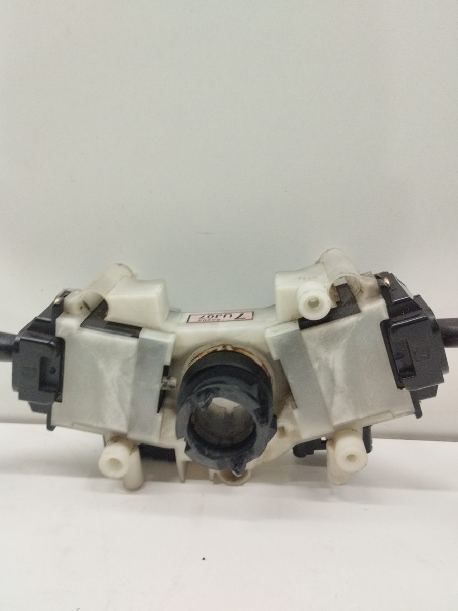 Llave Multifuncion Ford Ranger (ER) desde 1999 Cabina doble Royal 4X4 2.5L 80kW 7UJ07