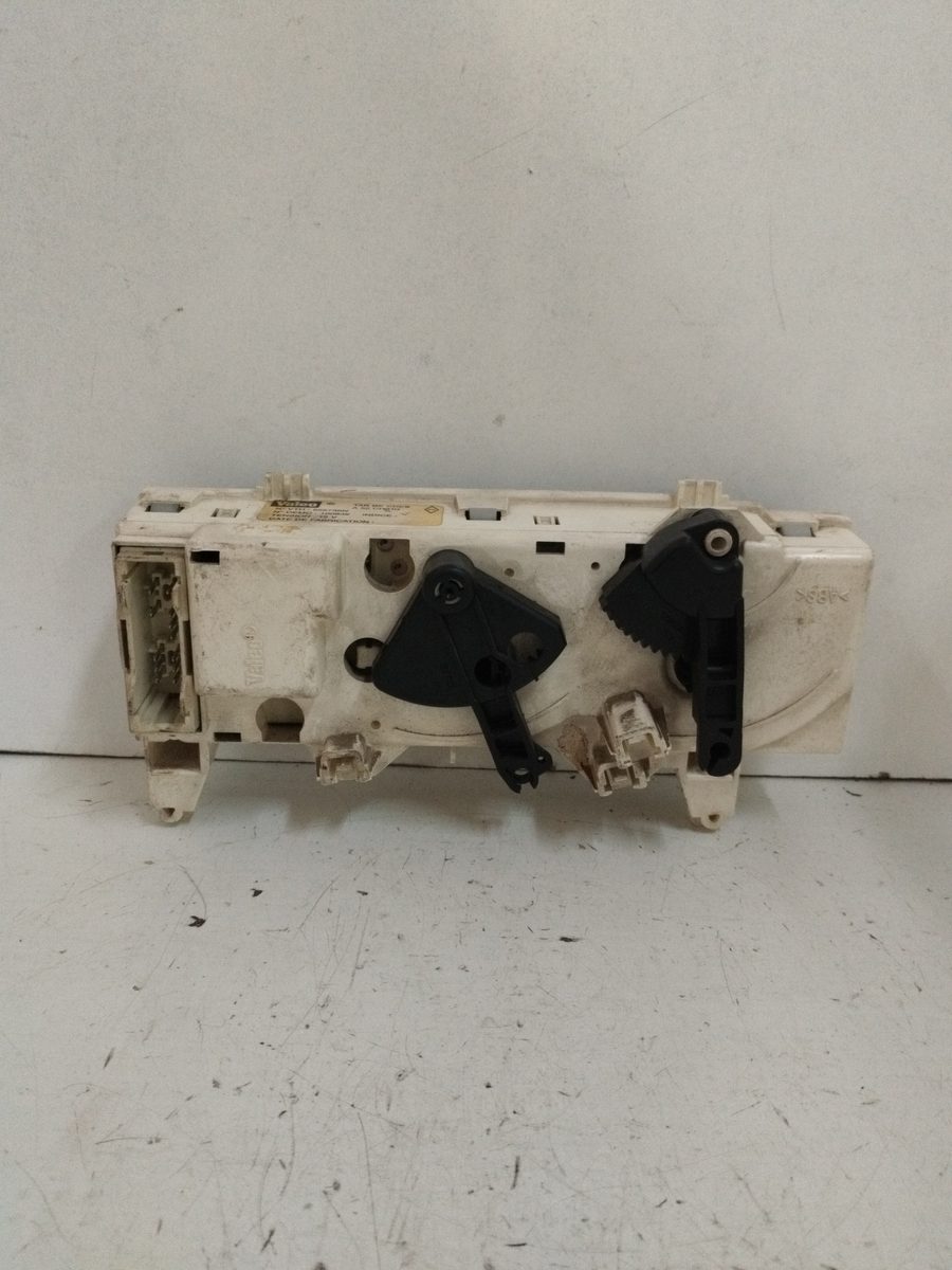 Comandos de Calefacción Renault Megane I Classic (LA0) 1996-2001 1.6e Alize 100839