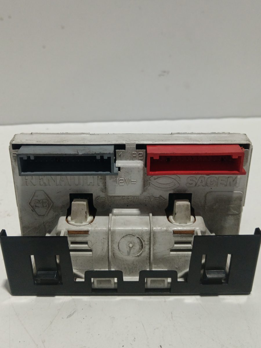 Reloj Digital Renault Kangoo (F/KC0) 1997-2005 Authentique 7370