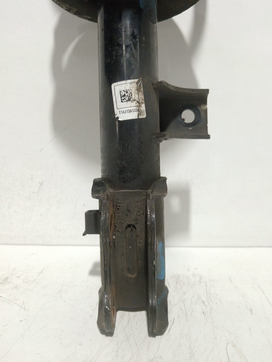 Amortiguador Delantero Derecho Hyundai Ix35 2010-2015 Style AWD 2.0L 100kW R600546602Y600