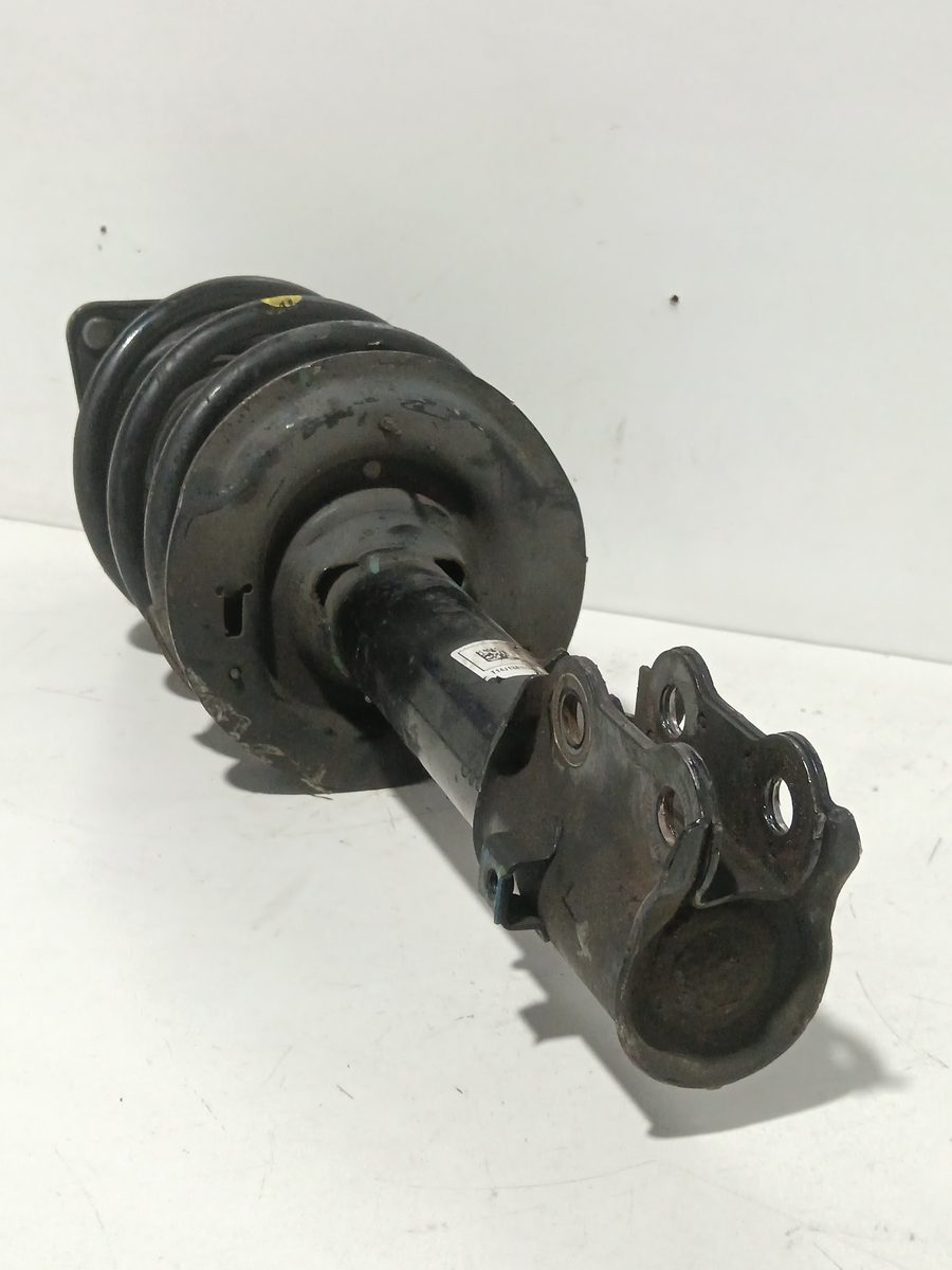 Amortiguador Delantero Derecho Hyundai Ix35 2010-2015 Style AWD 2.0L 100kW R600546602Y600