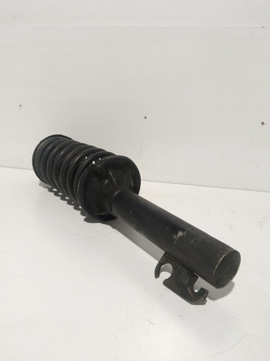 Amortiguador Delantero Der/Izq Ford Escort Berl./turn./cab./express 86AB18045AA