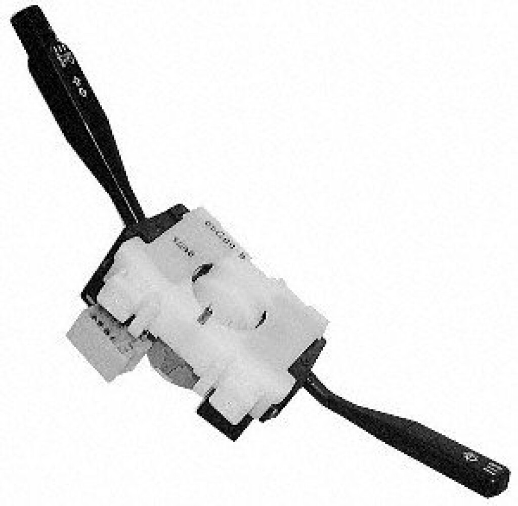 LLAVE BAJO VOLANTE NISSAN SEÑALERO SUNNY B12