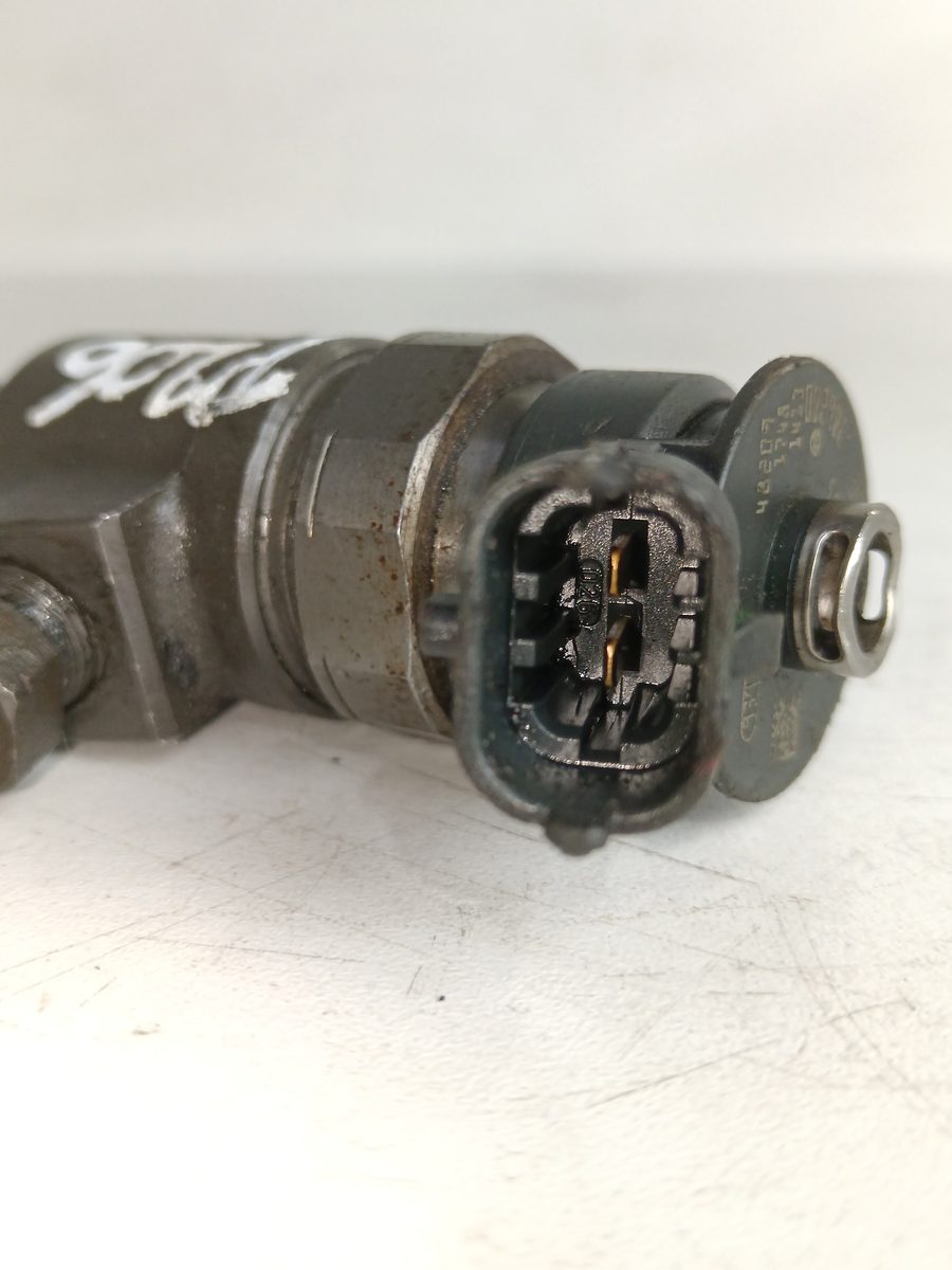 Inyector Peugeot 206 Berlina 1998-2010 1.4 HDi 1.4L 50kW 0445110135