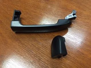 Manija de puerta exterior trasera derecha