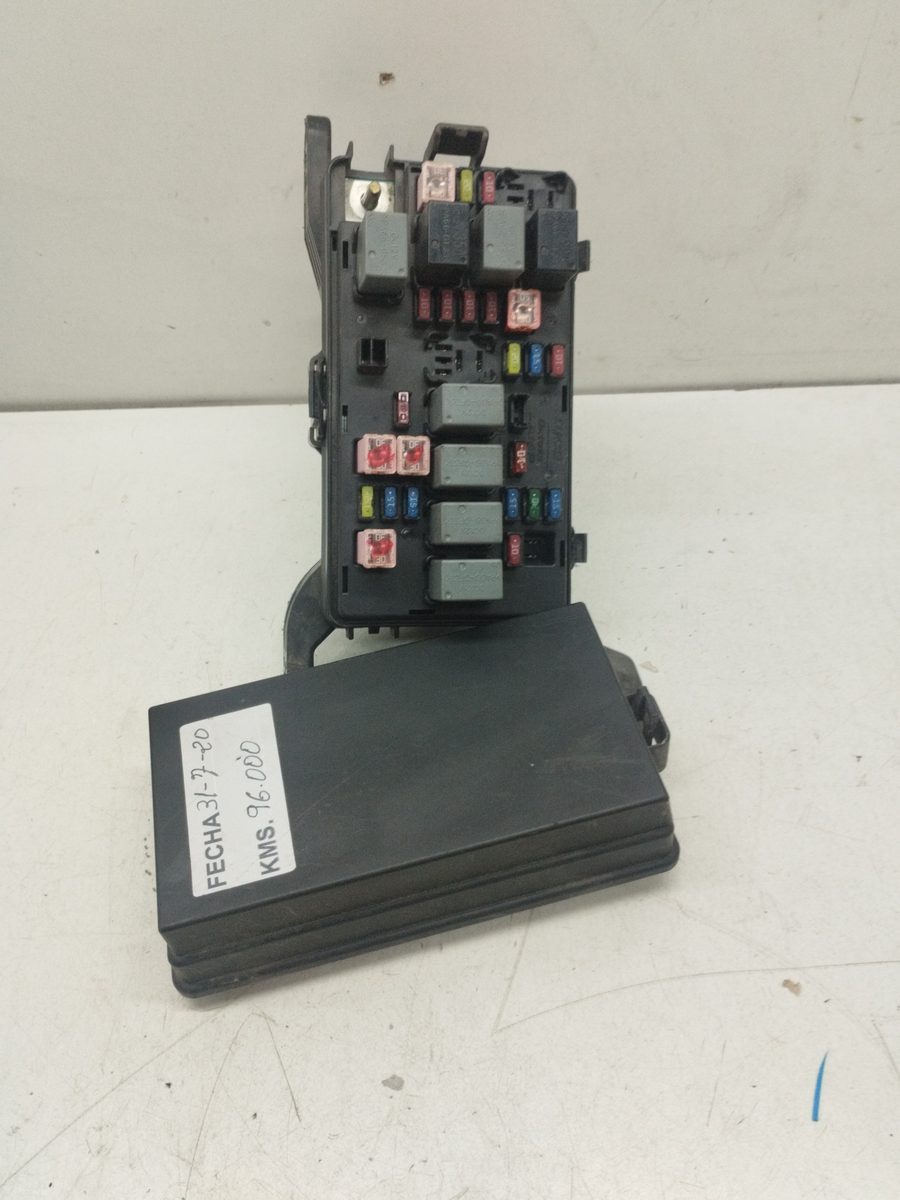 Caja Reles / Fusibles Chevrolet Spark 2005-2011 S 0.8L 38kW