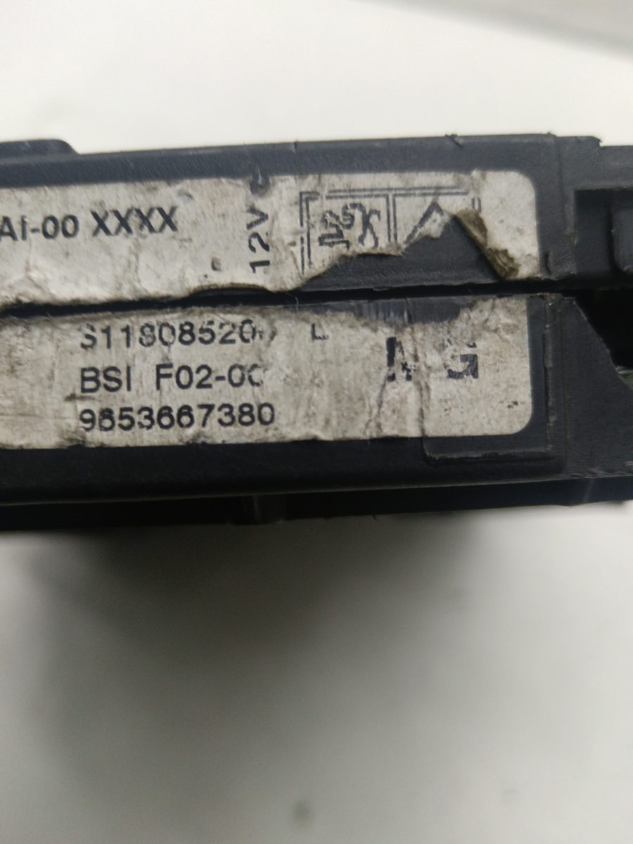 Caja Reles / Fusibles / Modulo Bsi Citroën C3 Pluriel 2003-2011 1.4 HDi 9853667380
