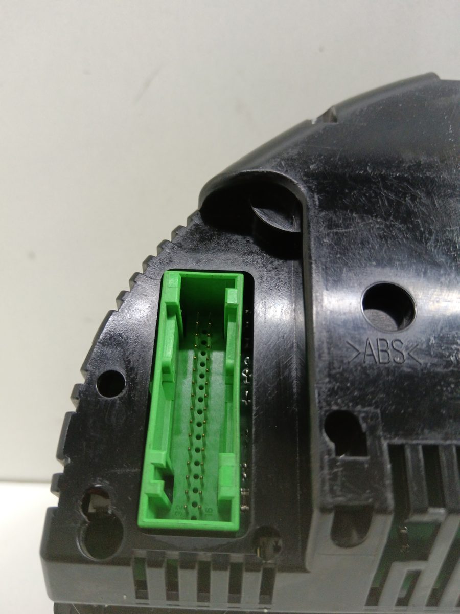 Tablero de Instrumentos Audi A4 Avant (8E) 2004-2008 2.0 TDI 2.0L 103kW 0263626408