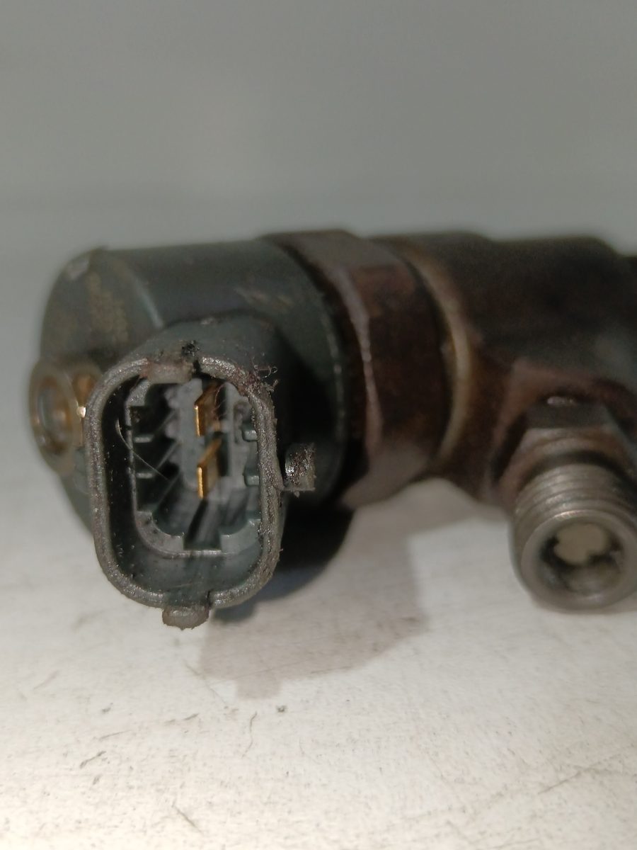 Inyector Lancia Zeta 1995-2002 2.0 16V CAT 2.0L 97kW 0445110044