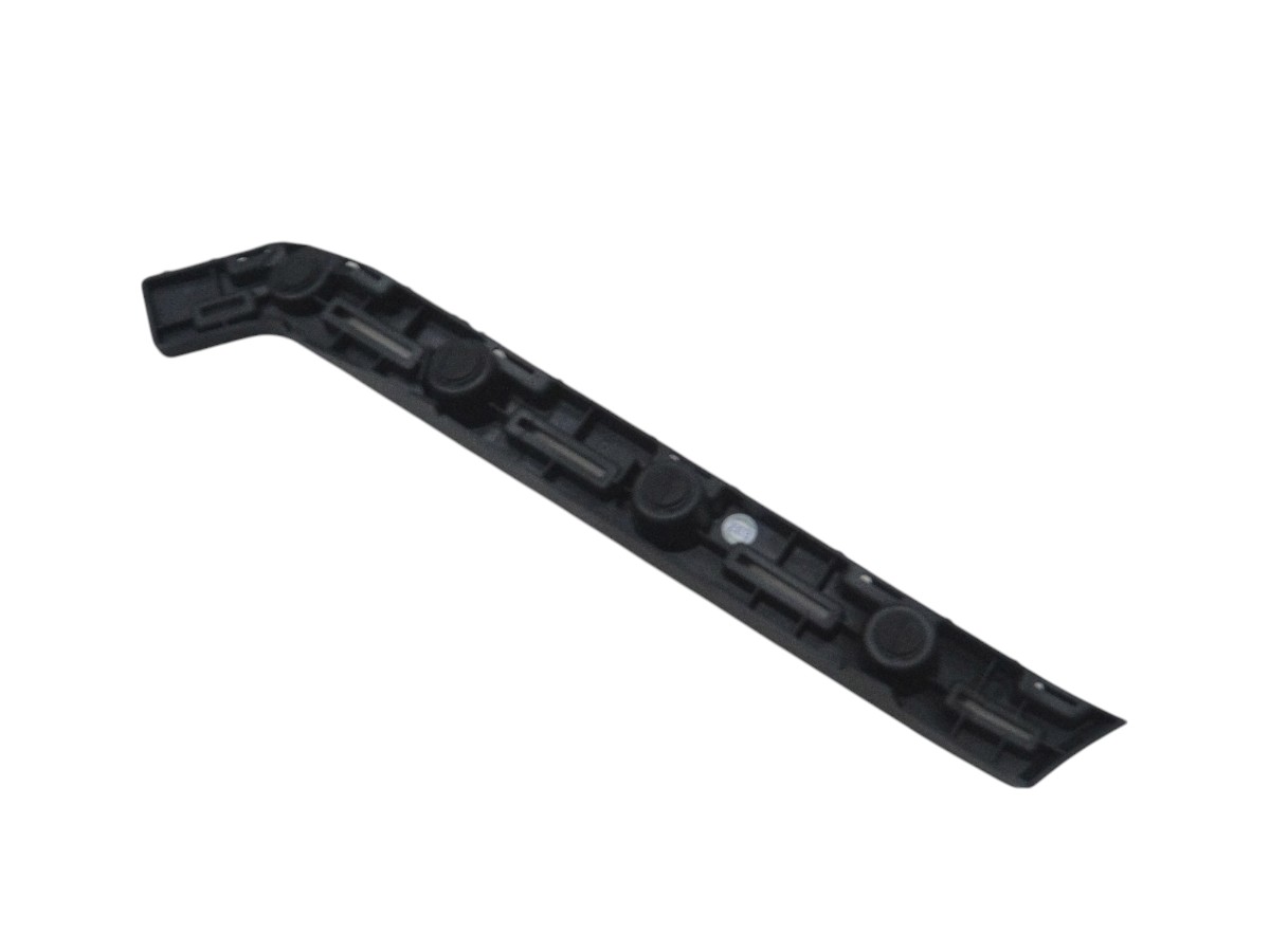 GUIA PARAGOLPE TRASERO IZQUIERDO CHEVROLET MONTANA 2023/