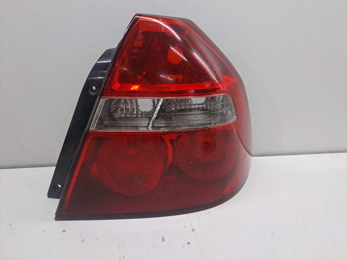 Farol Trasero Derecho Exterior Chevrolet Aveo 2006-2012 LS