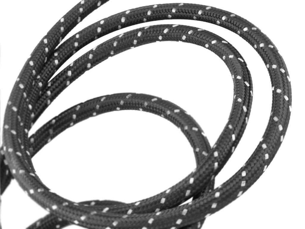 Tubo de combustible flexible