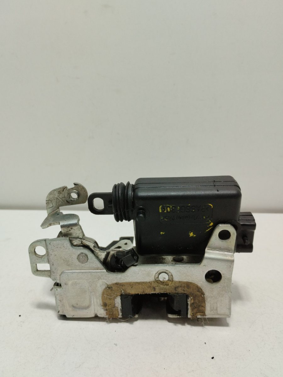 Cerradura Puerta Delantera Izquierda Renault Duster 2010-Actualidad Ambiance 4×2