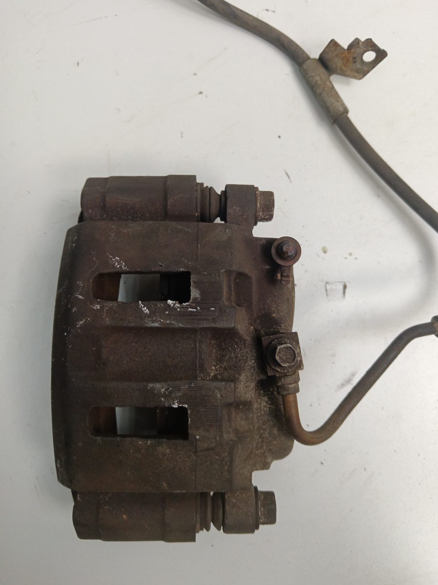 Mordaza De Freno Delantera Izquierda Chevrolet Blazer (NEU) 1994-2001 Básico 4.3L 143kW