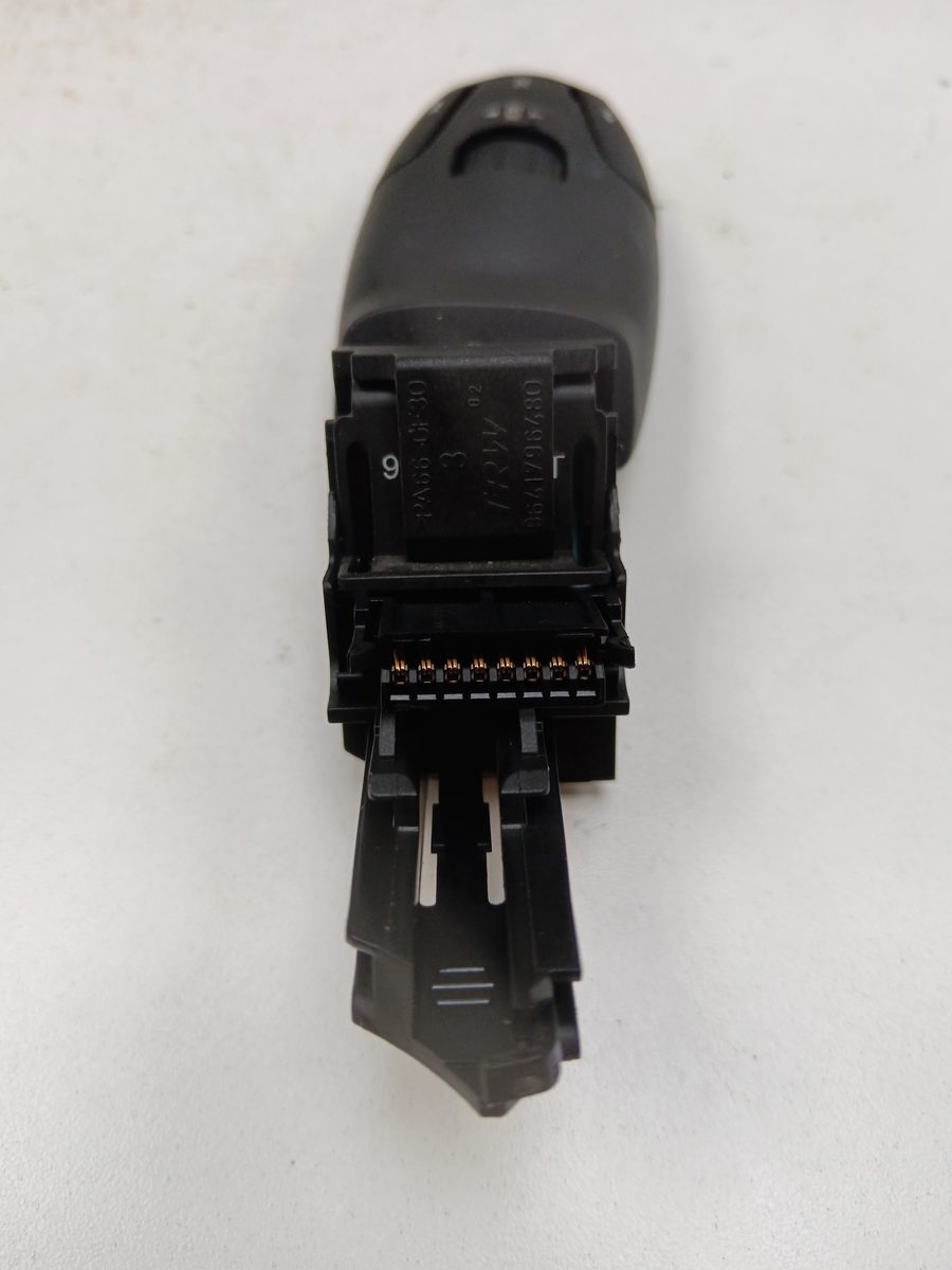 Mando de Radio Peugeot Partner (S2) 2002-2008 Combi Pro 1.9L 51kW 9641796480