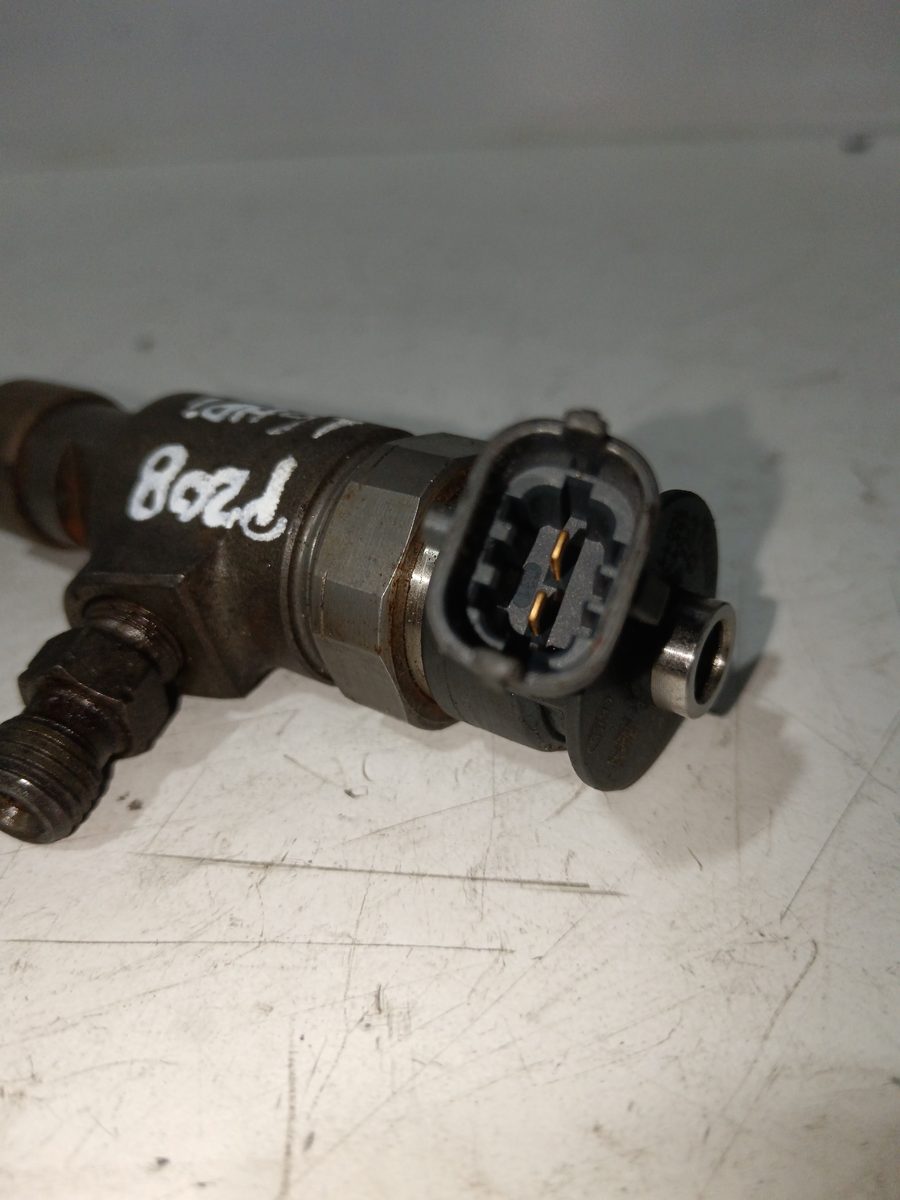 Inyector Peugeot 208 2012-2019 Style 1.6L 73kW 0445110566