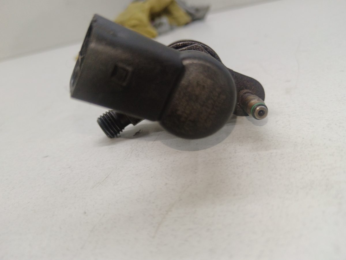 Inyector Peugeot 206 Cc 2001-2007 1.6 HDi FAP CAT (9HZ / DV6TED4) 1.6L 80kW 9674973080