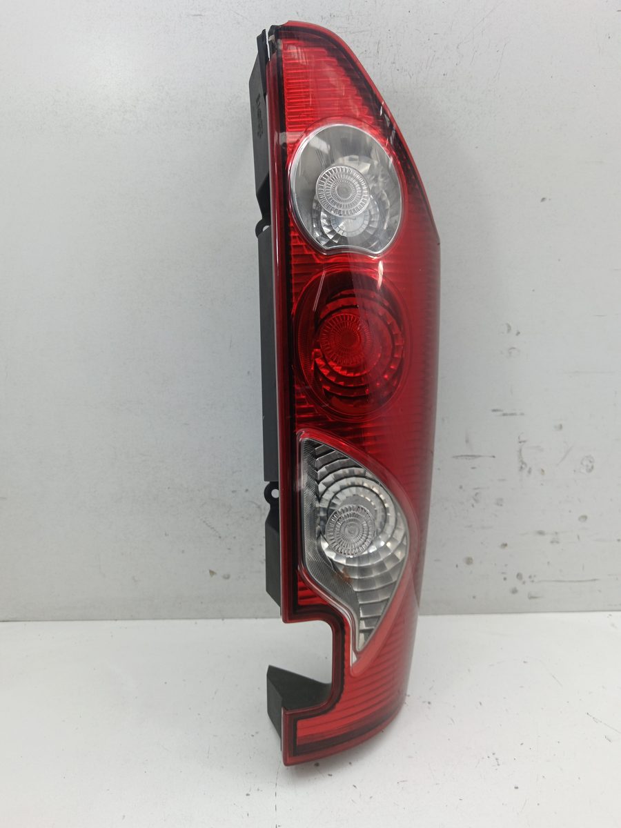 Farol Trasero Derecho Exterior Renault Kangoo (F/KC0) 2003-2014 Alize