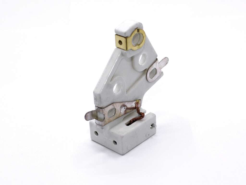 Porta carbones alternador