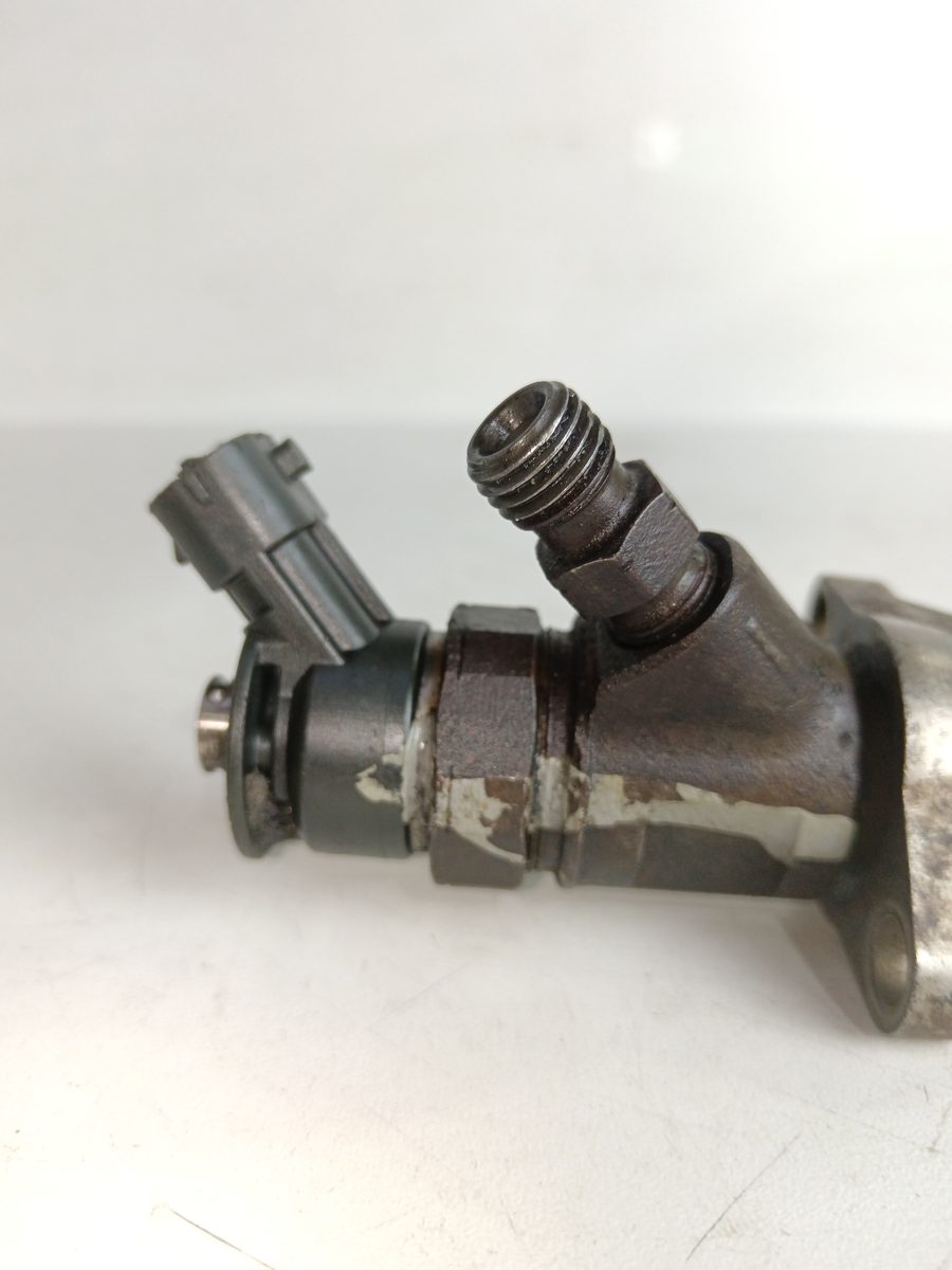 Inyector Peugeot 207 2006-2012 1.6 HDi CAT (9HZ / DV6TED4) 1.6L 80kW 0445110311