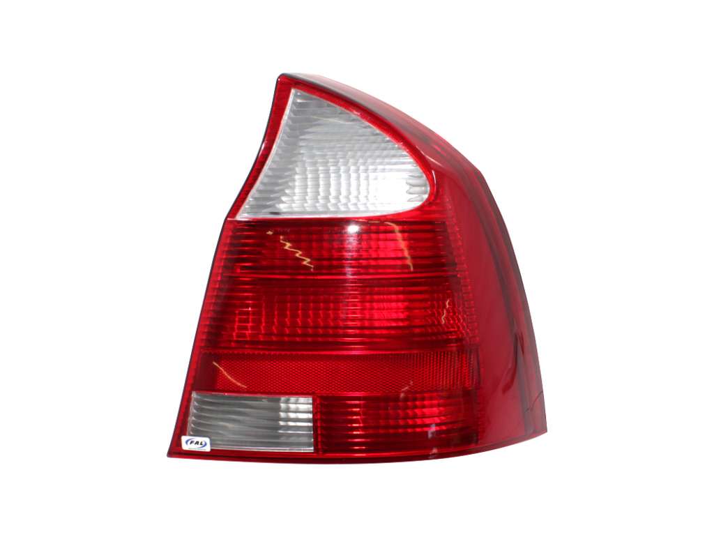 FARO TRASERO GM CORSA II SEDAN 03/11 DER