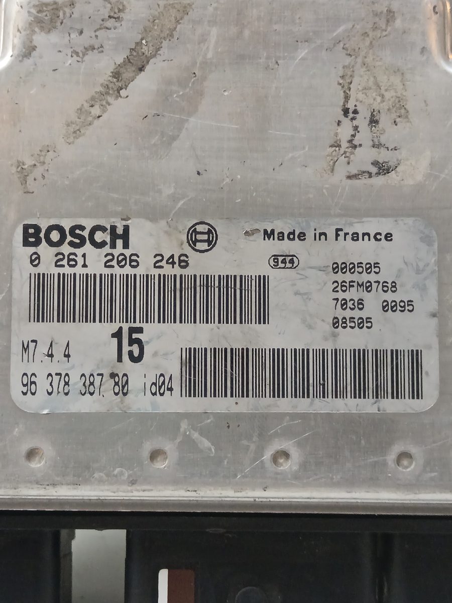 Centralita Motor Uce Peugeot 106 (S2) 1996-2004 1,1 1.1L 44kW 0261206246