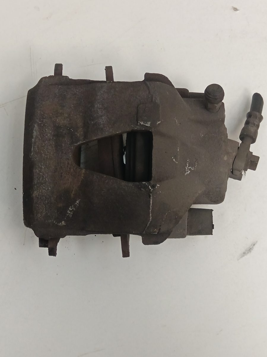 Mordaza De Freno Delantera Izquierda Volkswagen Up! (121) 2011-2016 *