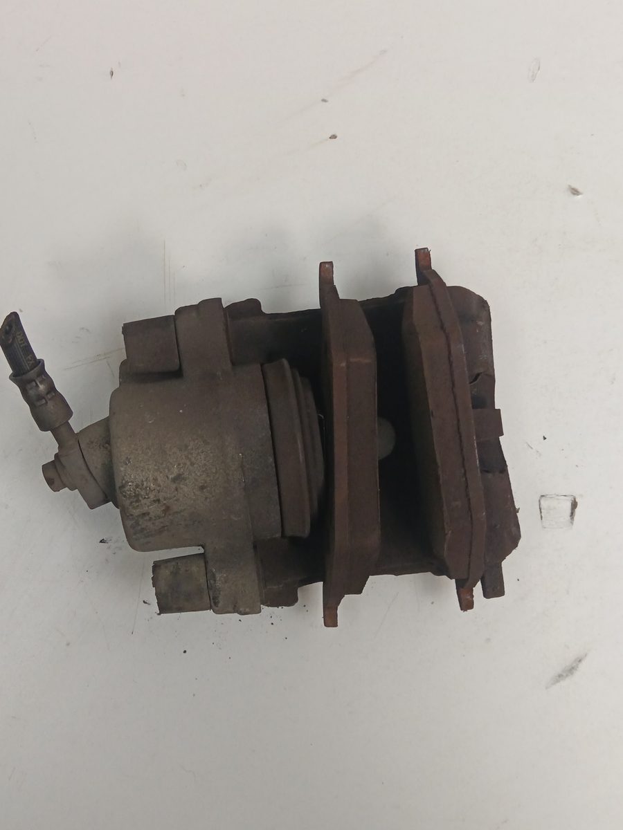 Mordaza De Freno Delantera Izquierda Volkswagen Up! (121) 2011-2016 *