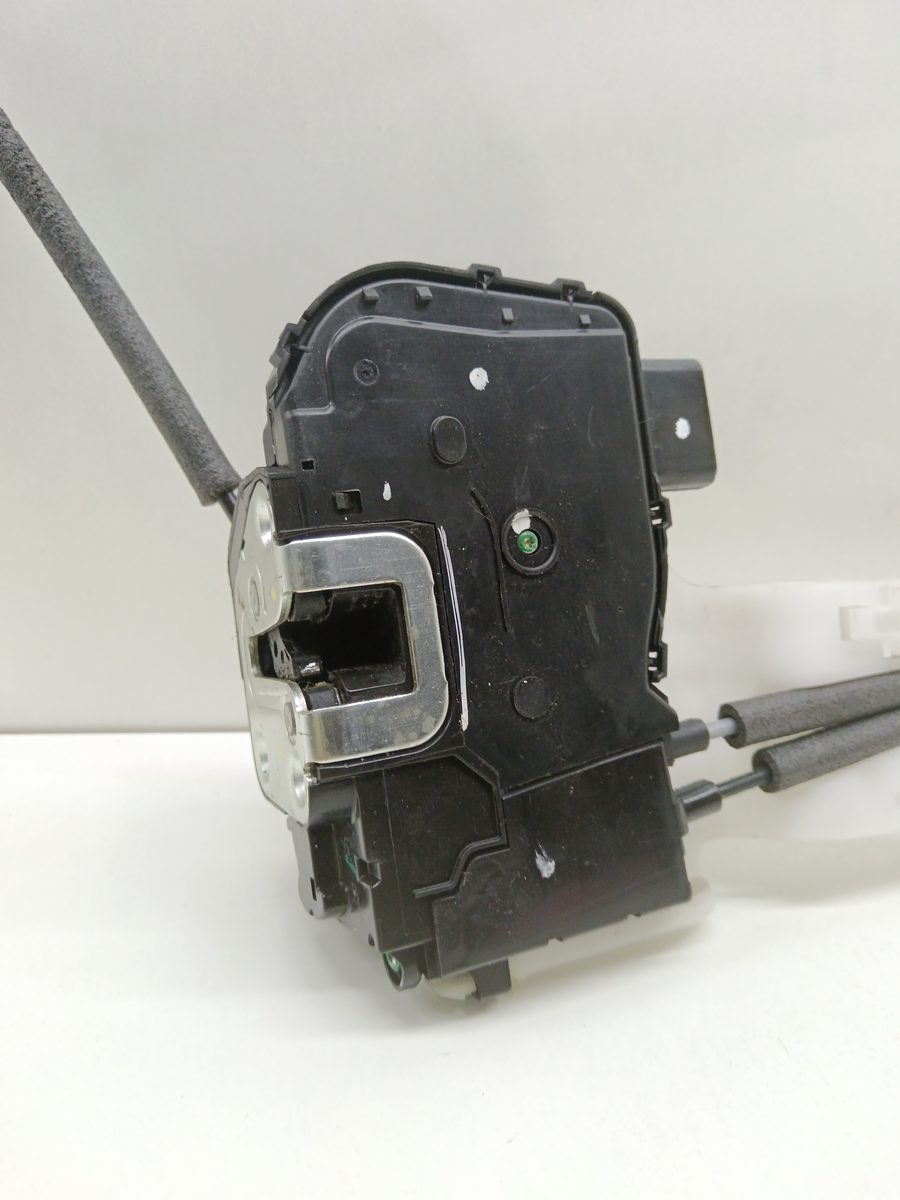 Cerradura Puerta Delantera Izquierda Hyundai Tucson desde 2015 CRDi CAT 813102Y000