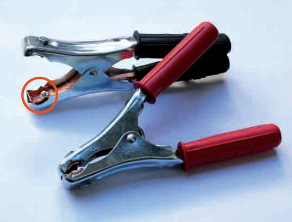 PINZA DE BATERIA 500 AMP CON COBRE (ROJA)