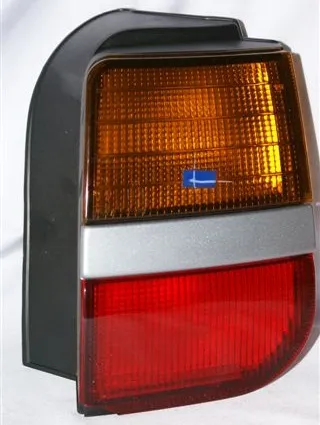 Faro trasero derecho