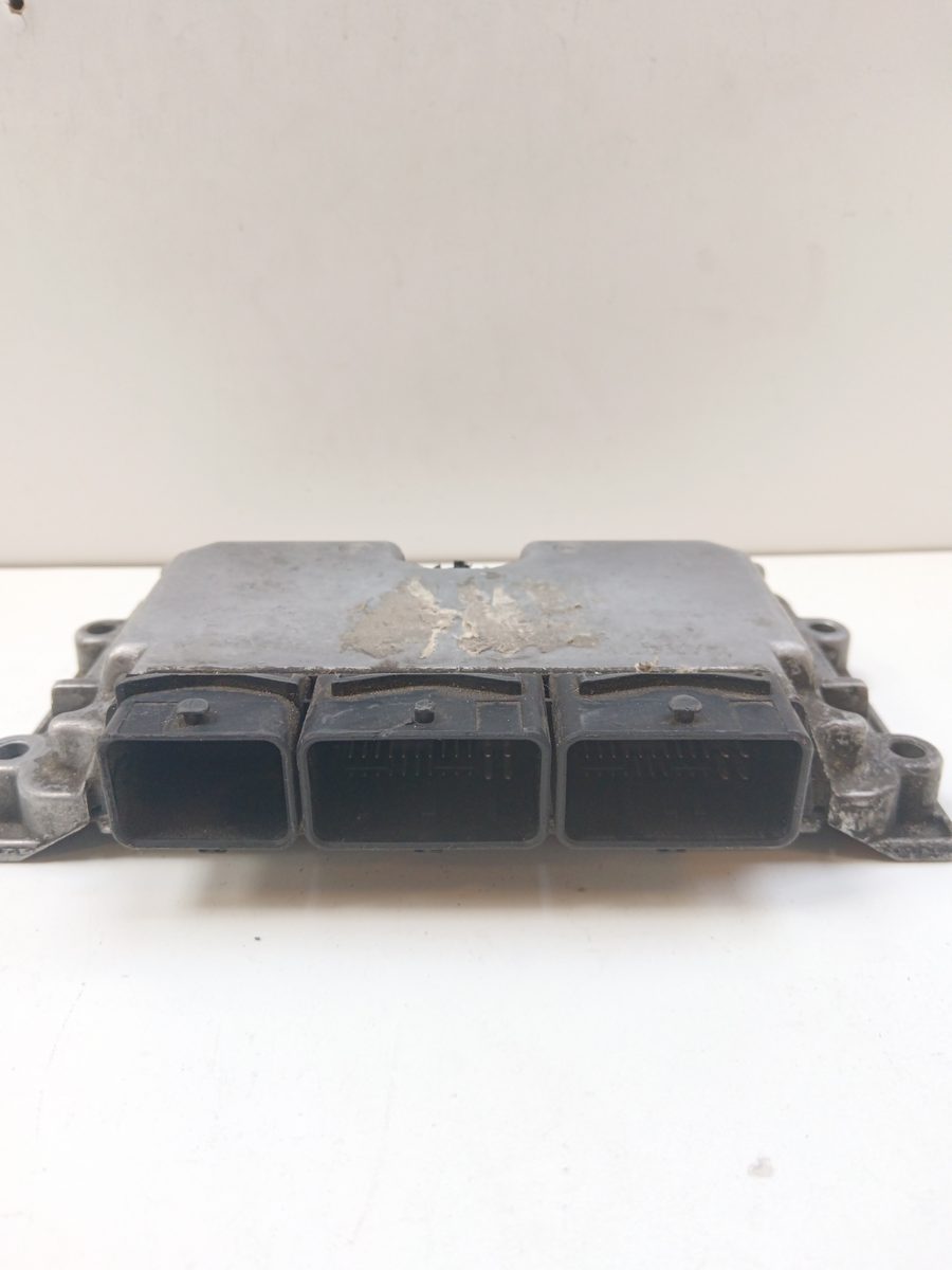 Centralita Motor Uce Citroën Saxo 1999-2004 1.5 D Furio 1.5L 42kW 0281001839