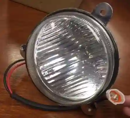 farol delantero derecho