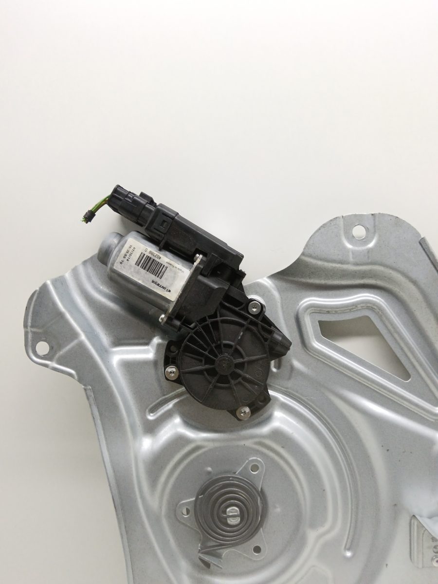 Alza Cristal Delantero Izquierdo Electrico Hyundai Tucson desde 2015 813102Y000