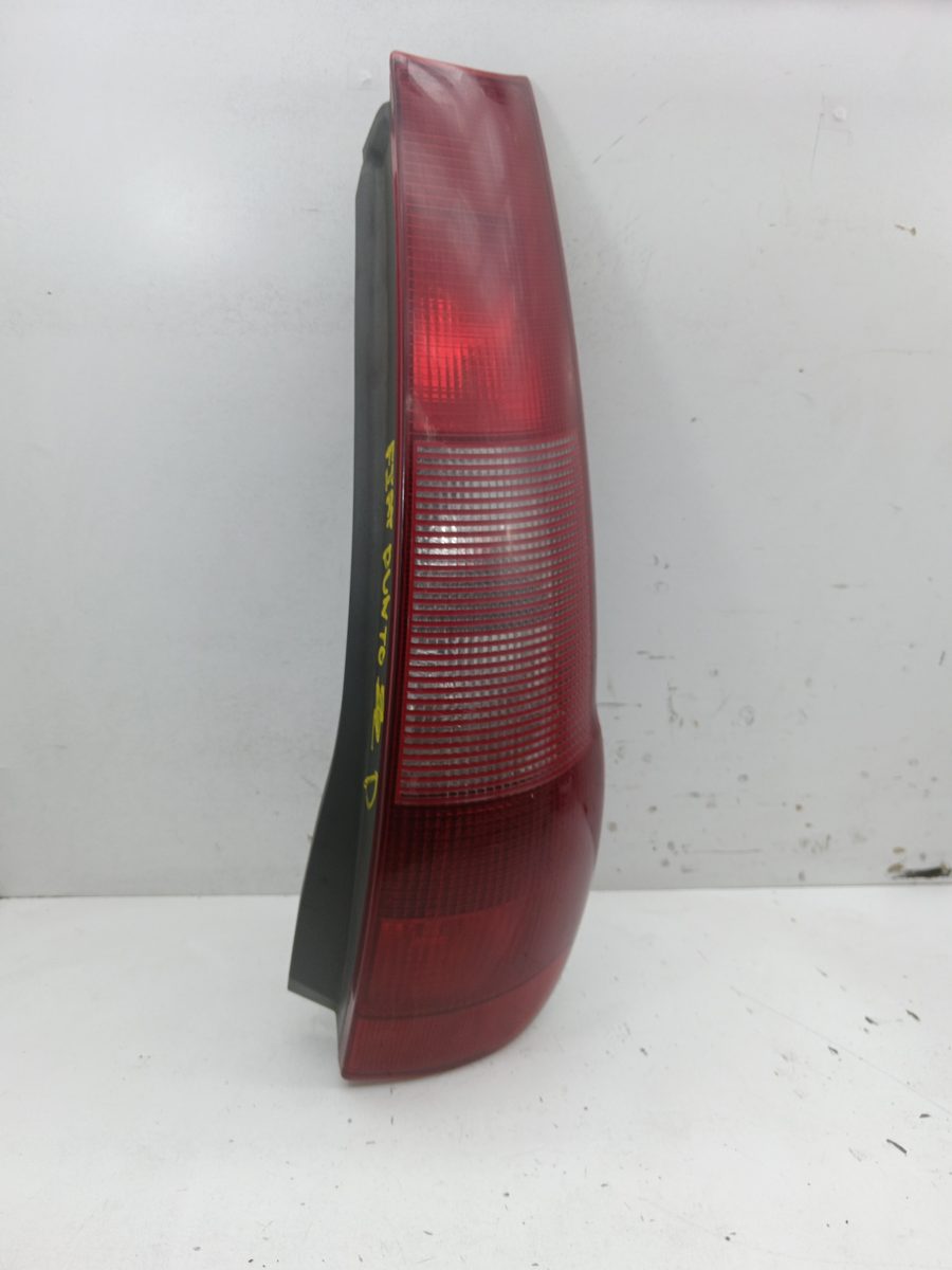 Farol Trasero Derecho Exterior Fiat Punto Berlina (176) 1996-1999
