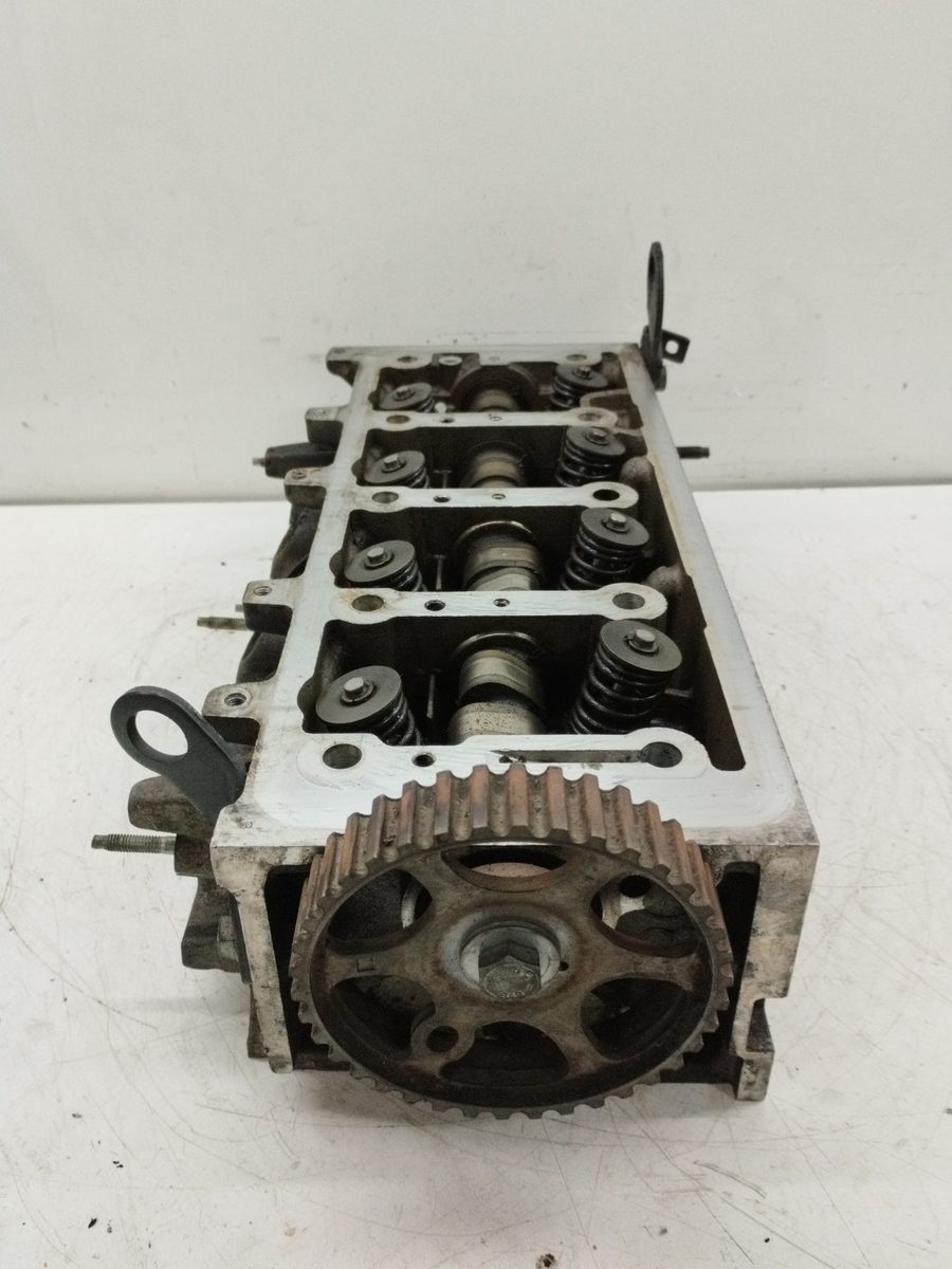 Tapa De Cilindros Citroën C2 2003-2010 1,4 1.4L 54kW 9634005110