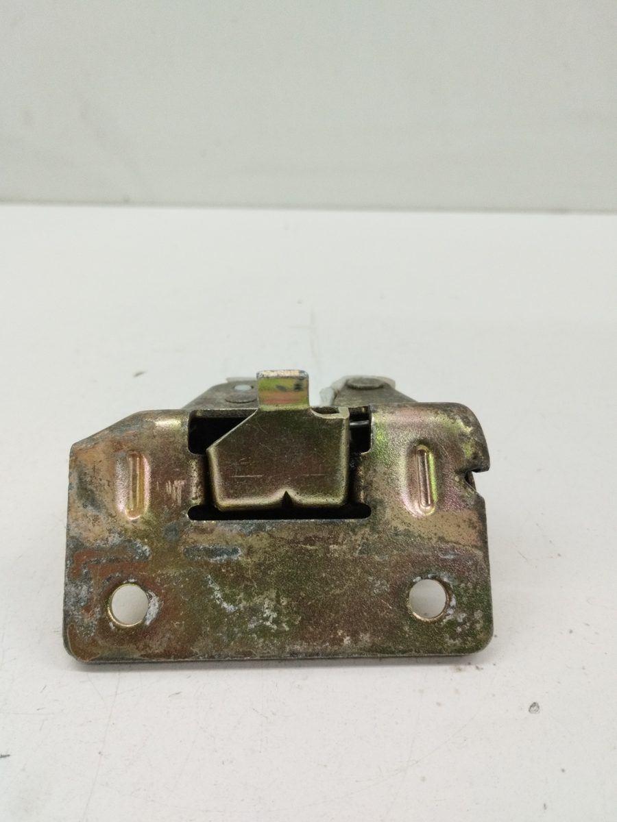Cerradura Porton Peugeot 205 Berlina 1983-1998