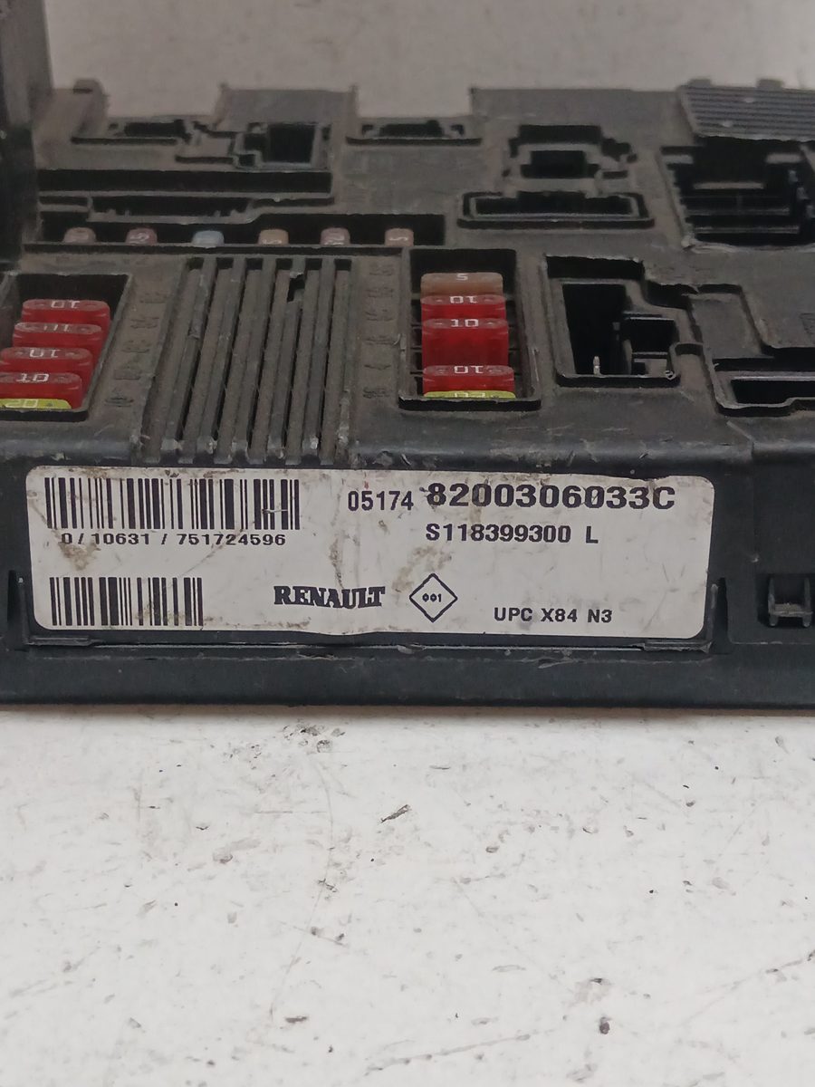 Caja Reles / Fusibles / Modulo Bsm Renault Scenic (JA..) 1999-2003 8200306033C