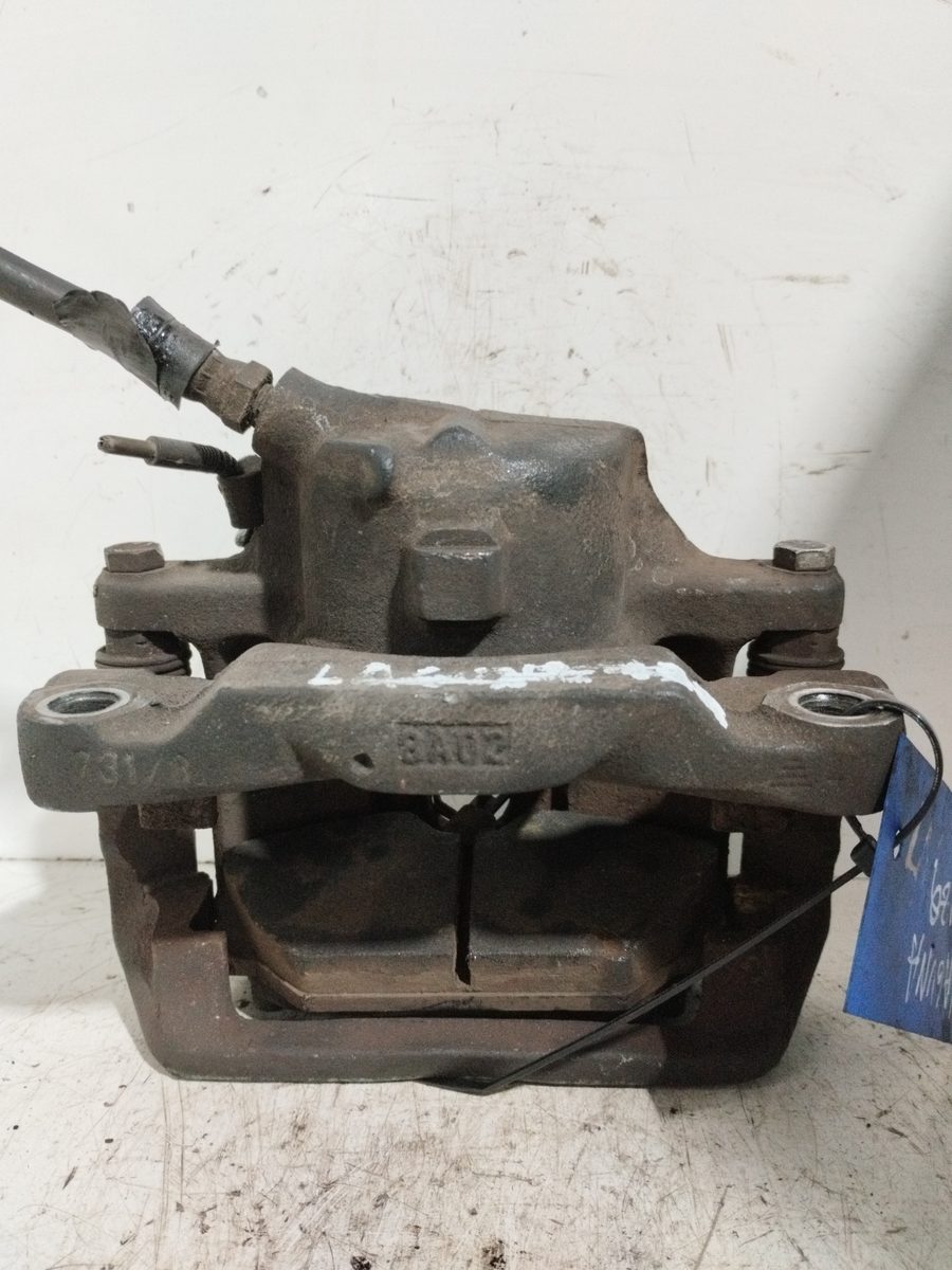 Mordaza de Freno Delantera Izquierda Renault Laguna (B56) 1998-2001 2.2 dT RXE LUCAS