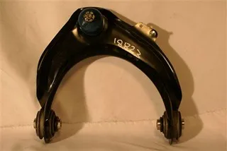 Brazo de suspensión superior derecho