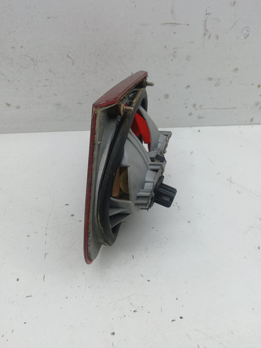 Farol Trasero Derecho Exterior Mercedes-Benz Clase E (W210) Berlina 1995-2002 A2108201064
