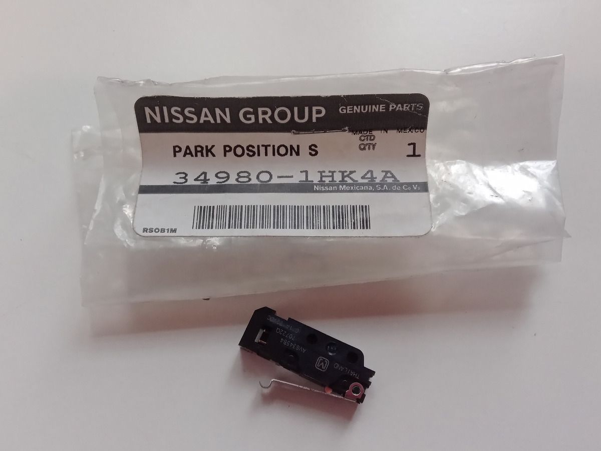 Interruptor Luz Estacionamiento Nissan Versa 2012 2022